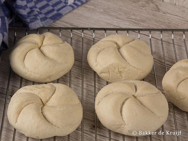Kaiser broodje  bake-off