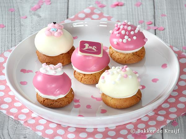 Geboorte luxe koek roze&nbsp;5 stuks