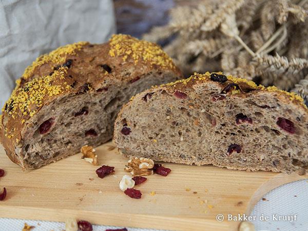 Desembrood Cranberry Noten